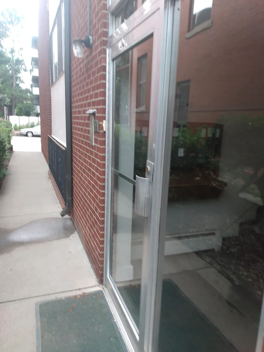 Building Photo - 1262 Elizabeth St #101