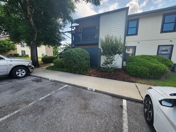 2299 Scenic Highway T10, Pensacola, FL 32503