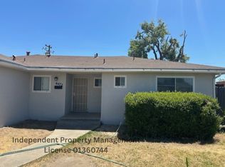 4472 E Holland Ave, Fresno, CA 93726