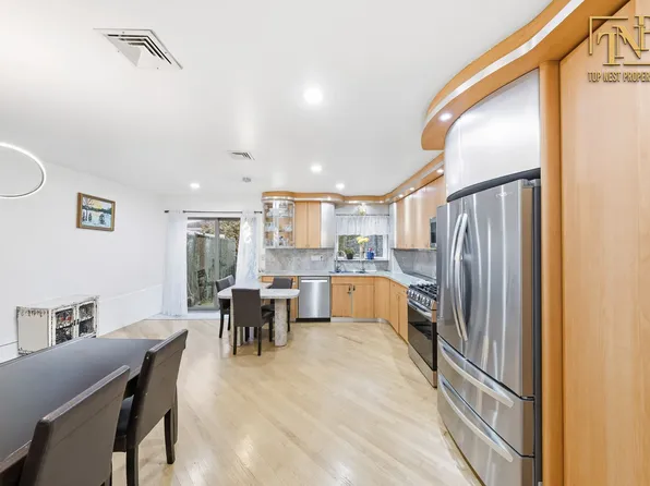 2756 Mill Avenue image 4 of 28