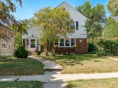 410 N Chicago Ave, Rockford, IL, 61107