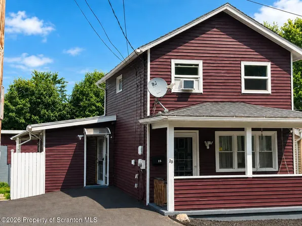 25 Howard St, Larksville, PA 18704