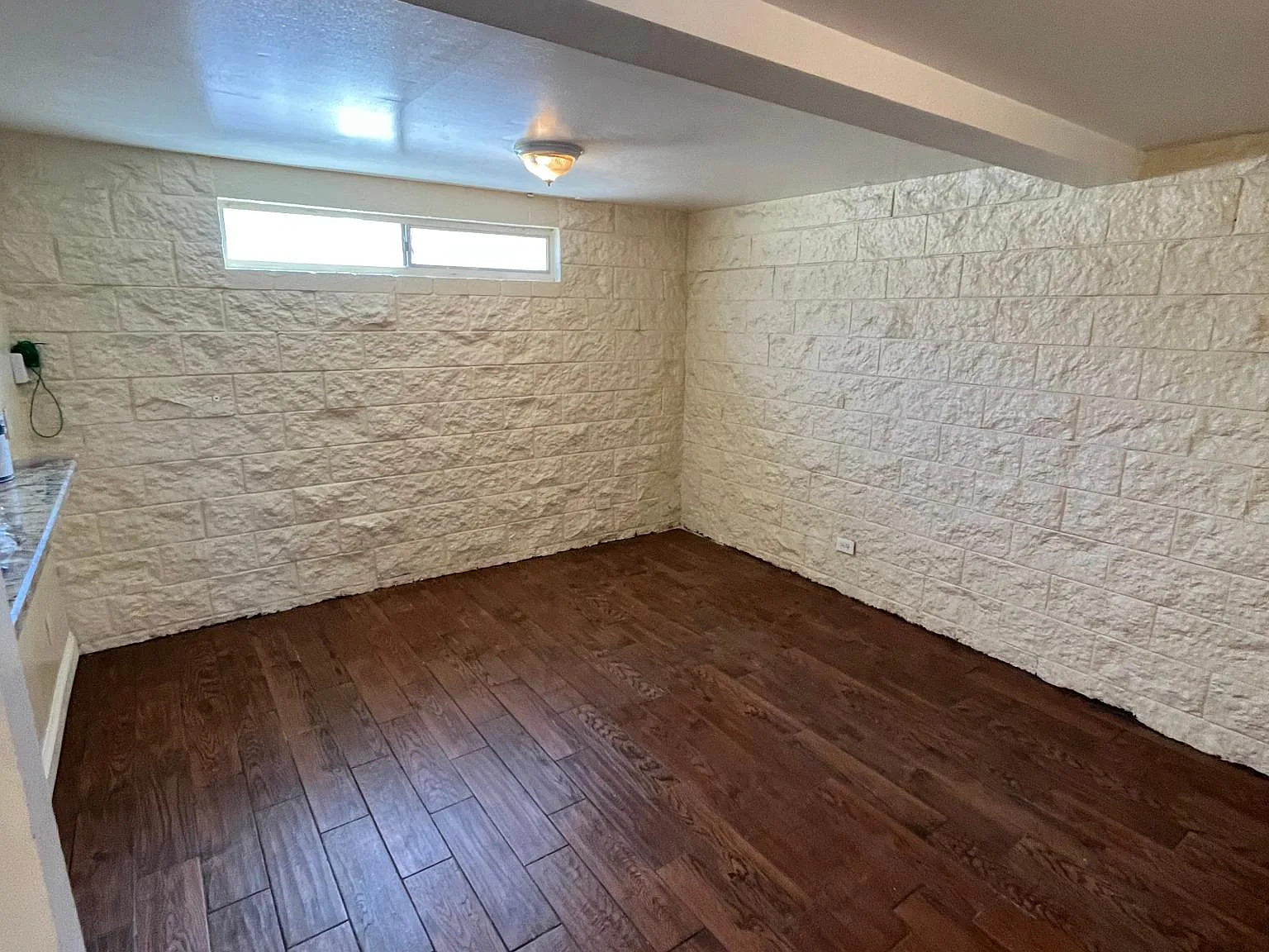4225 Estrella Ave — Photo 4
