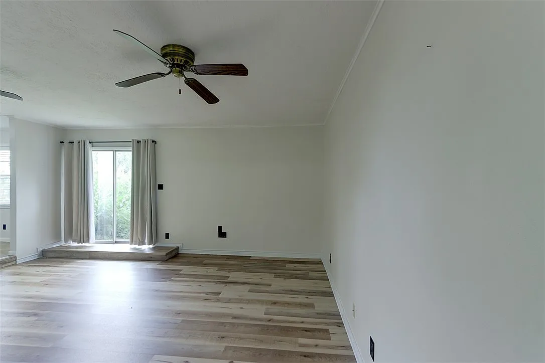 3 bed, 1662 sqft, $1,975 — Photo 4