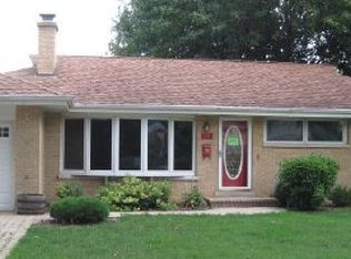 307 S We Go Trl, Mount Prospect, IL 60056
