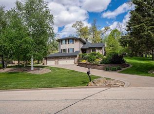 620 Pyrite Rd, Platteville, WI 53818