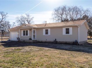 1408 Crawford St, Fredonia, KS 66736
