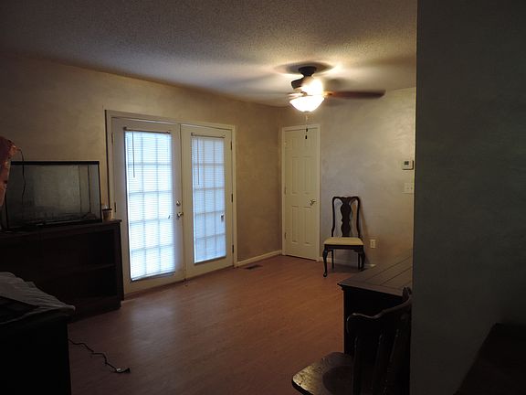 4th image of 620 Draymont Dr