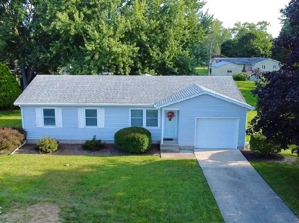 4315 Kensington Dr, Logansport, IN 46947