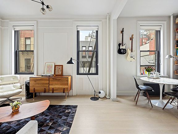 2nd image of 231 W 21st St APT 4C