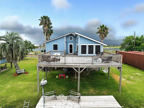 3rd image of 7215 Beau Rue St