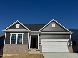 3900 Blackthorn Pl, La Grange, KY 40031