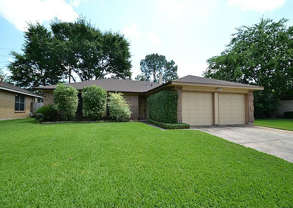 1st image of 13539 Hampton Falls Dr