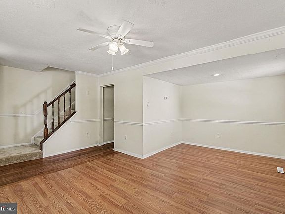 4th image of 3118 Sweetbay Dr