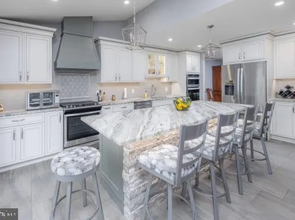 2 Raccoon Creek Rd, Mullica Hill, NJ 08062