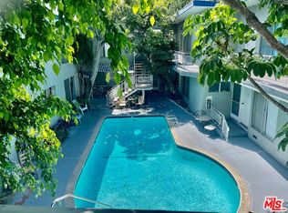 941 N San Vicente Blvd APT 8, West Hollywood, CA 90069