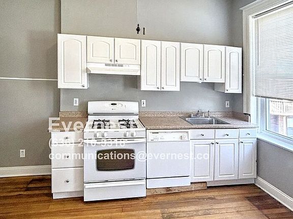5th image of 3449 Crittenden St #2F