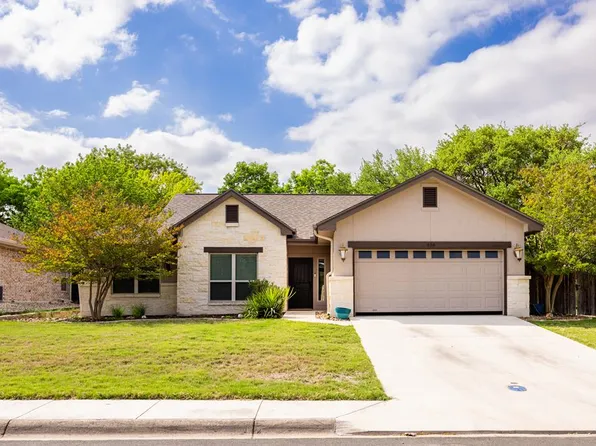 656 Oak Valley Dr E, Kerrville, TX 78028