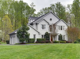 8004 Byrnwood Ct, Mc Lean, VA 22102