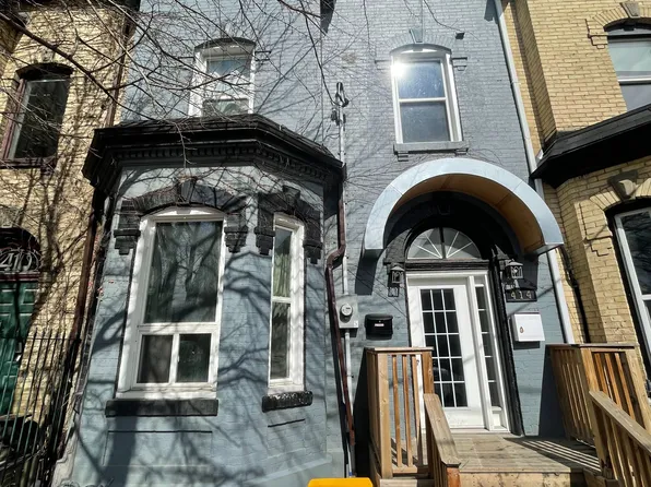 414 Dundas St E, Toronto, ON M5A 2A8