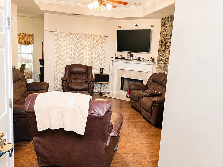 5140 Candle Brook Ter — Photo 2