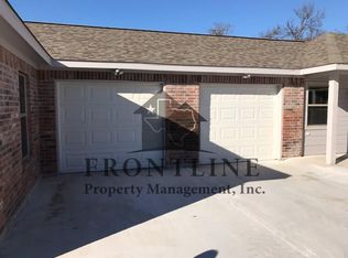 229 Stewart Bend Ct, Azle, TX 76020