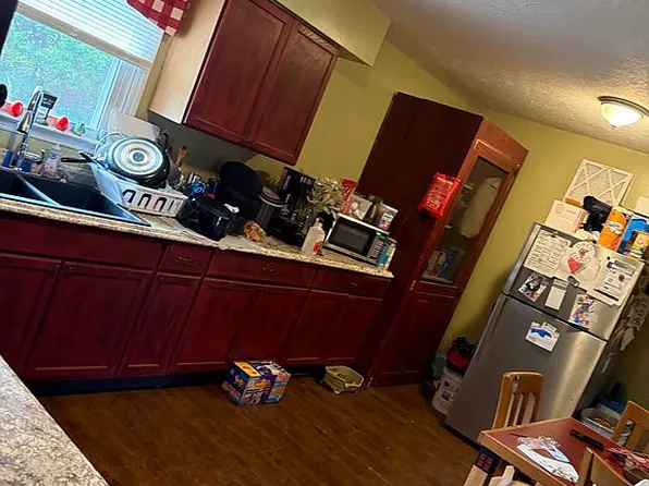 104 Robin Dr, Owenton, KY 40359