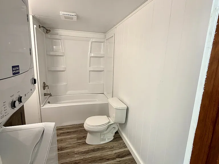 107 W Main St #A — Photo 6
