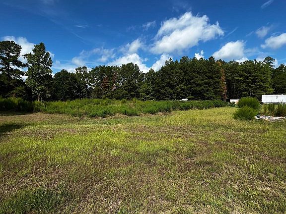 3rd image of 3672 E Us Highway 287