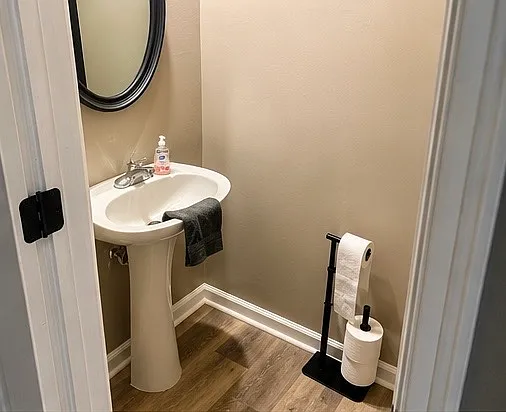 1290 Adcox Sq — Photo 7