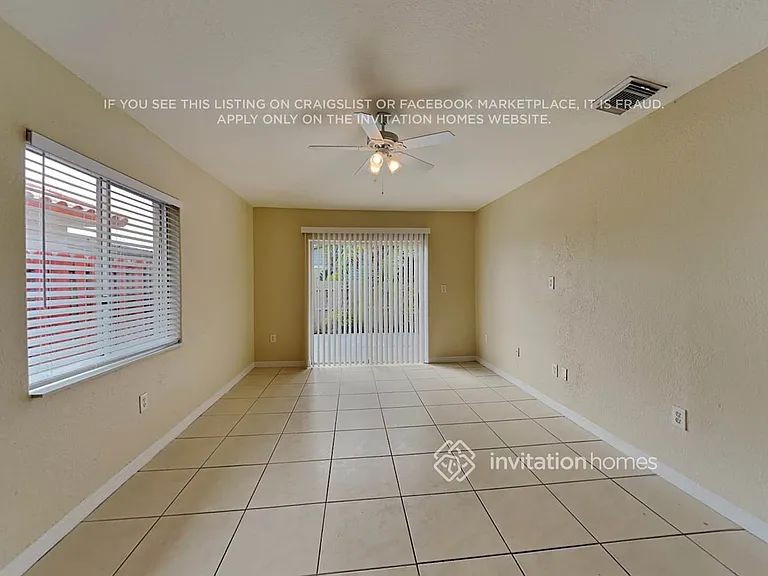 10088 NW 126th Ter — Photo 7