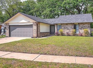 5104 S Juniper Ave, Broken Arrow, OK 74011