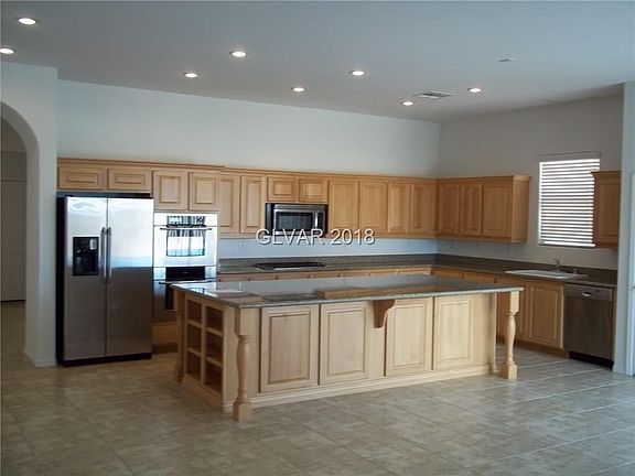 2nd image of 528 Via Cenami Ct