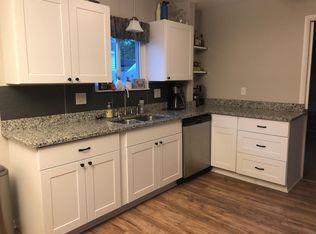 70 W Barrett Ave, Madison Heights, MI 48071