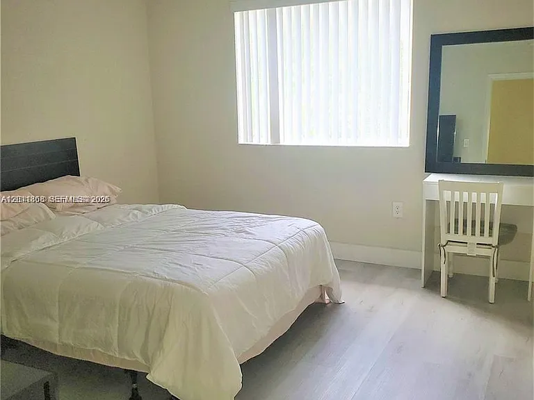 15250 SW 134th Pl #110 — Photo 3