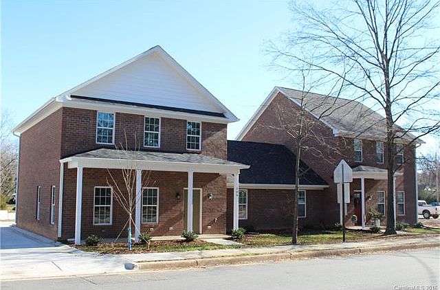 1st image of 109 W McNeely Ave
