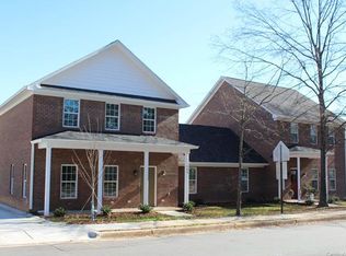 109 W McNeely Ave, Mooresville, NC 28115