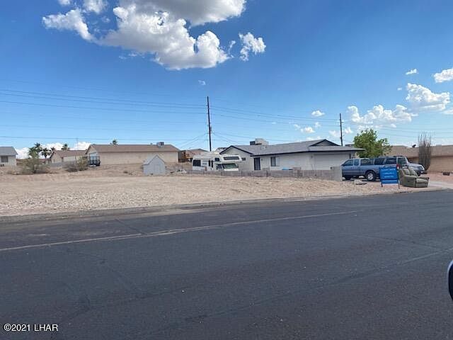 2nd image of 2750 Glengarry Dr Lot 34