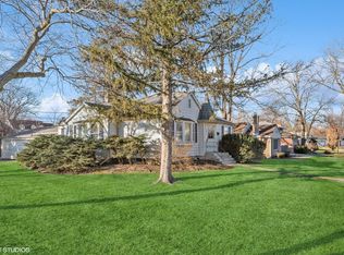 1006 N Evergreen Ave, Arlington Heights, IL 60004