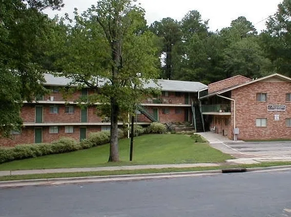 Arrowhead Apartments