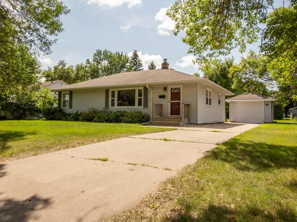 1520 Cedar St, Alexandria, MN 56308