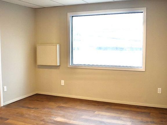 3rd image of 2801 Central Ave Floor 2