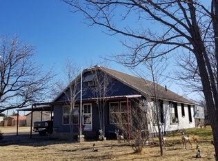 403 S Austin Ave, Tulia, TX 79088