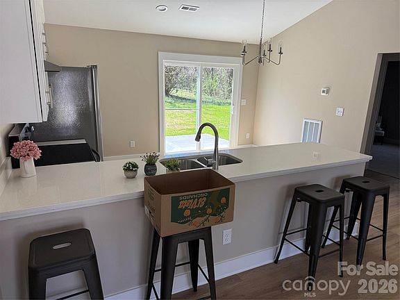 5th image of 222 Center St