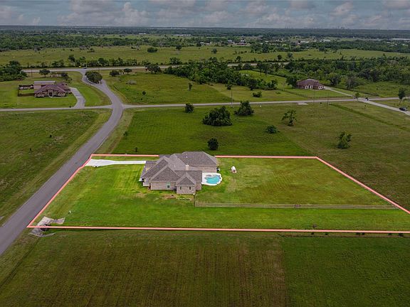 4th image of 2711 Oakwood Shores Drive