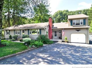 107 Mountain Rd, Windsor, CT 06095