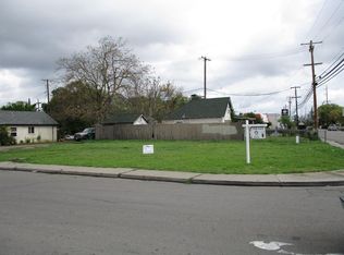 2207 E Fremont St, Stockton, CA 95205