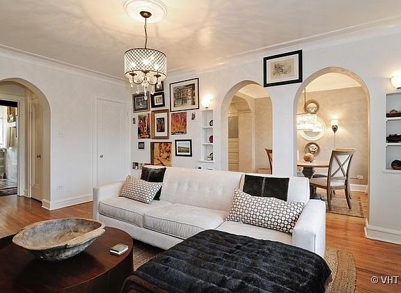4th image of 1726 W Estes Ave APT 2N