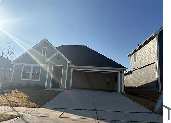 13188 Enclave Pkwy — Photo 1