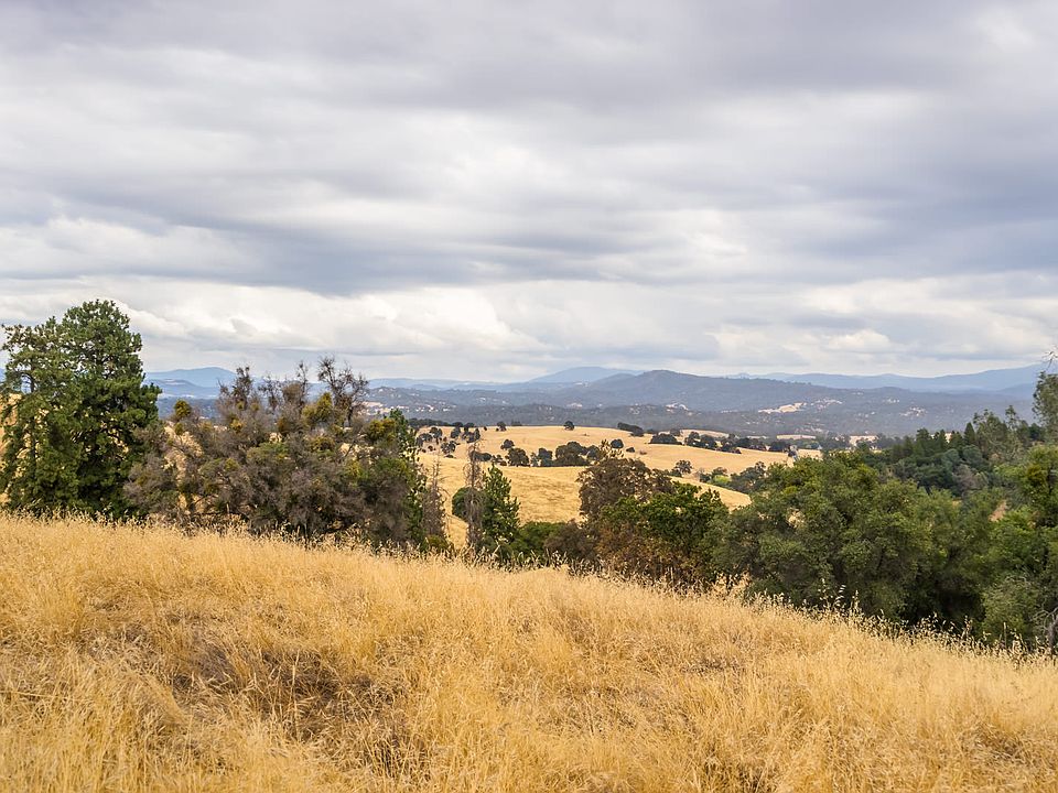 Sierra Mountains view